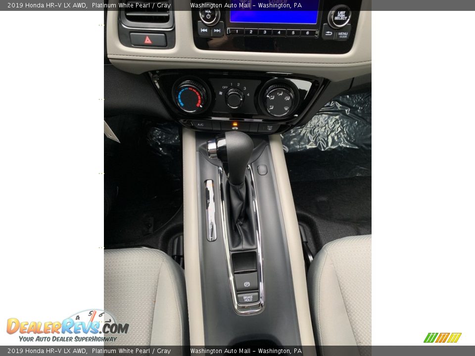 2019 Honda HR-V LX AWD Platinum White Pearl / Gray Photo #34