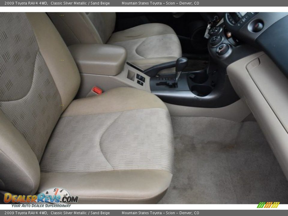 2009 Toyota RAV4 4WD Classic Silver Metallic / Sand Beige Photo #17