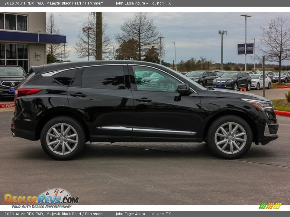 2019 Acura RDX FWD Majestic Black Pearl / Parchment Photo #8