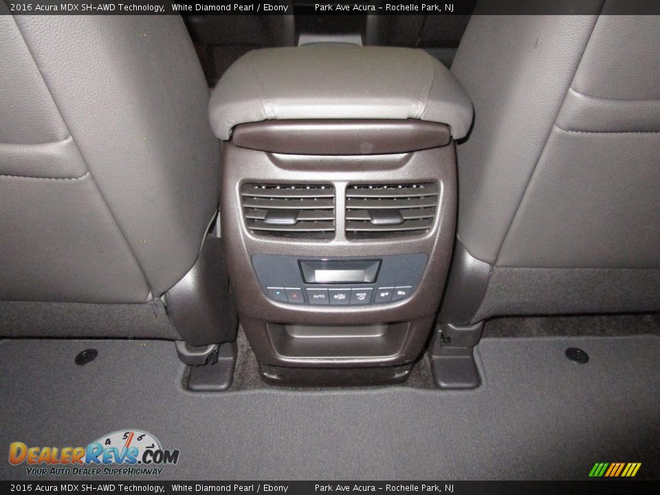2016 Acura MDX SH-AWD Technology White Diamond Pearl / Ebony Photo #22