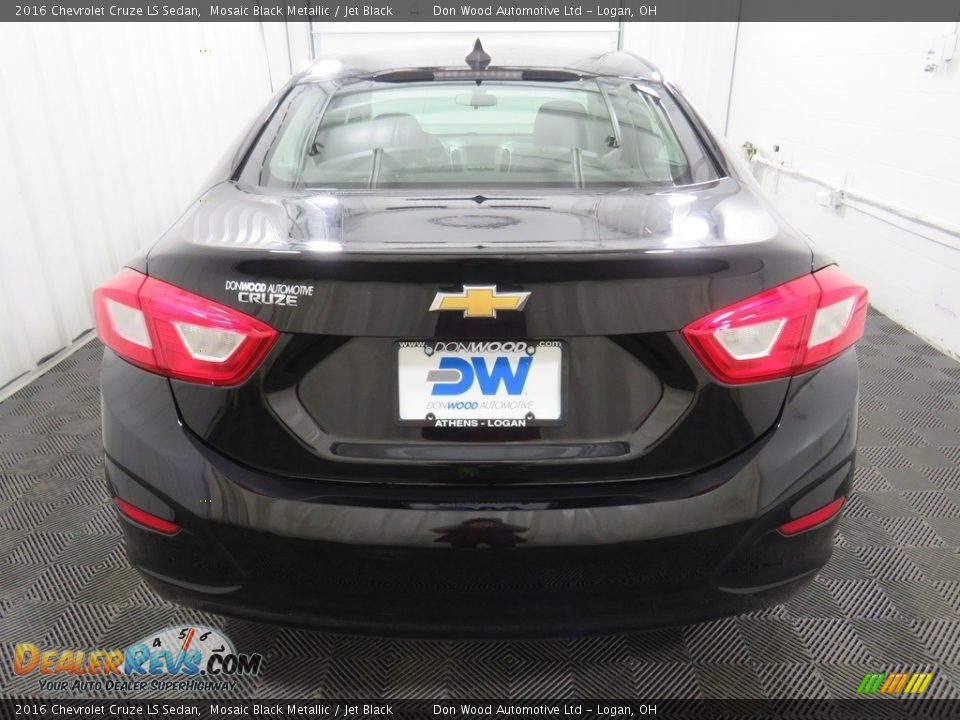 2016 Chevrolet Cruze LS Sedan Mosaic Black Metallic / Jet Black Photo #12