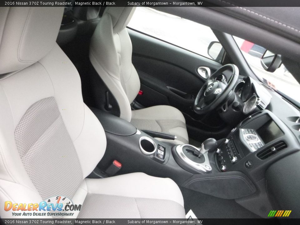 Front Seat of 2016 Nissan 370Z Touring Roadster Photo #11