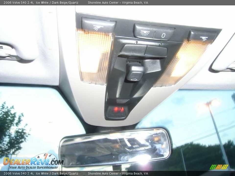 2006 Volvo S40 2.4i Ice White / Dark Beige/Quartz Photo #10