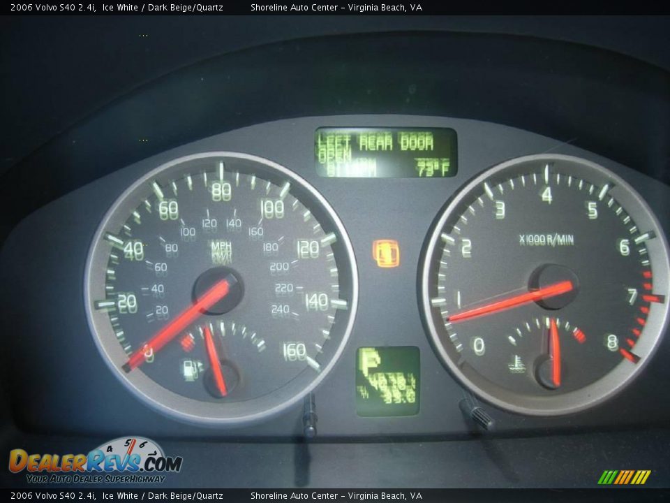 2006 Volvo S40 2.4i Ice White / Dark Beige/Quartz Photo #15