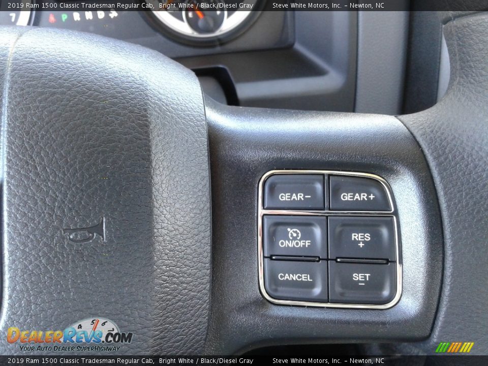 2019 Ram 1500 Classic Tradesman Regular Cab Bright White / Black/Diesel Gray Photo #16