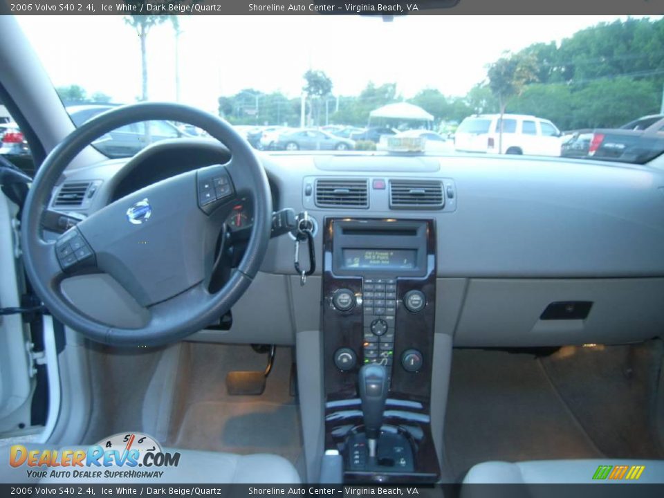 2006 Volvo S40 2.4i Ice White / Dark Beige/Quartz Photo #18