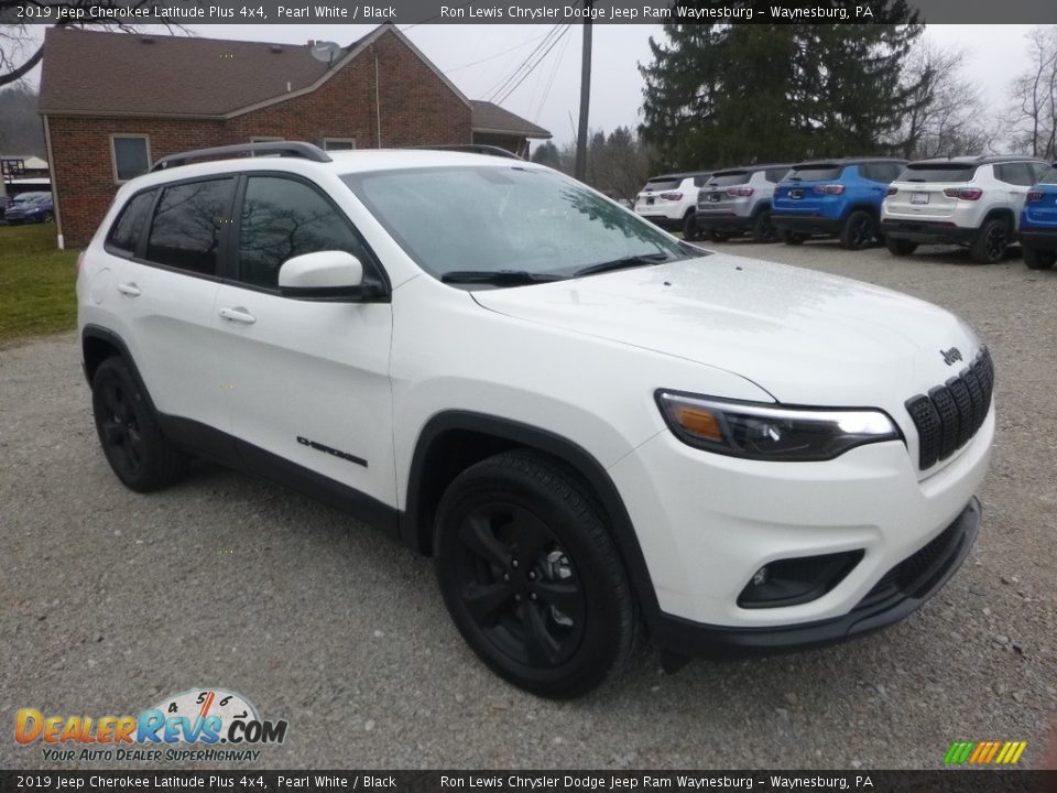 2019 Jeep Cherokee Latitude Plus 4x4 Pearl White / Black Photo #7