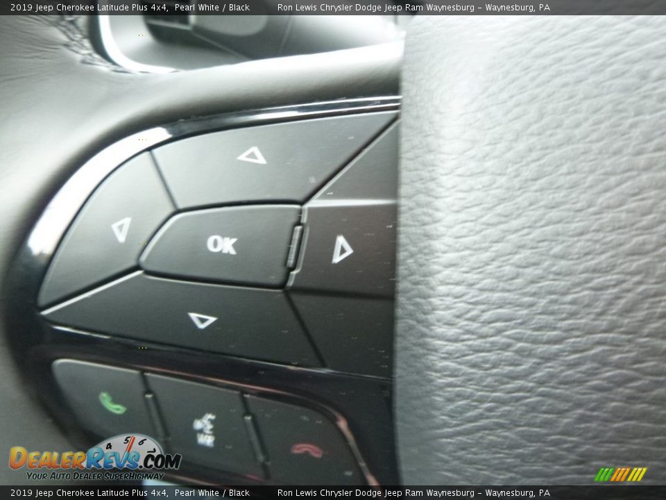 2019 Jeep Cherokee Latitude Plus 4x4 Pearl White / Black Photo #18