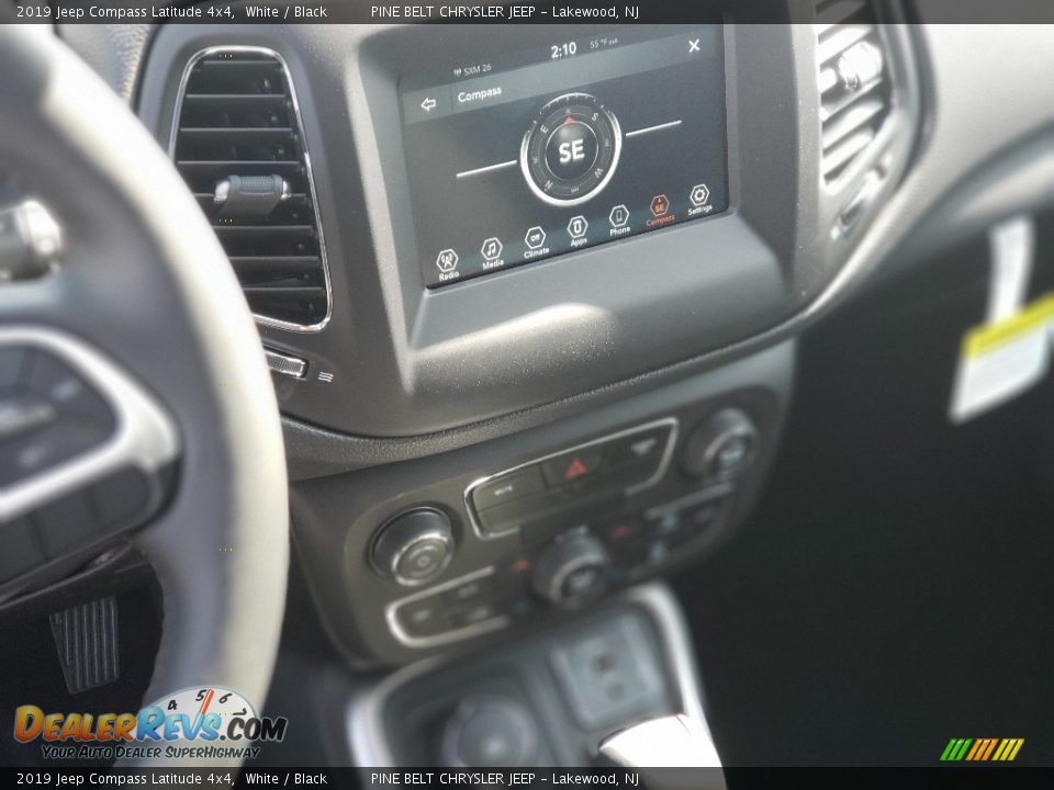 2019 Jeep Compass Latitude 4x4 White / Black Photo #10