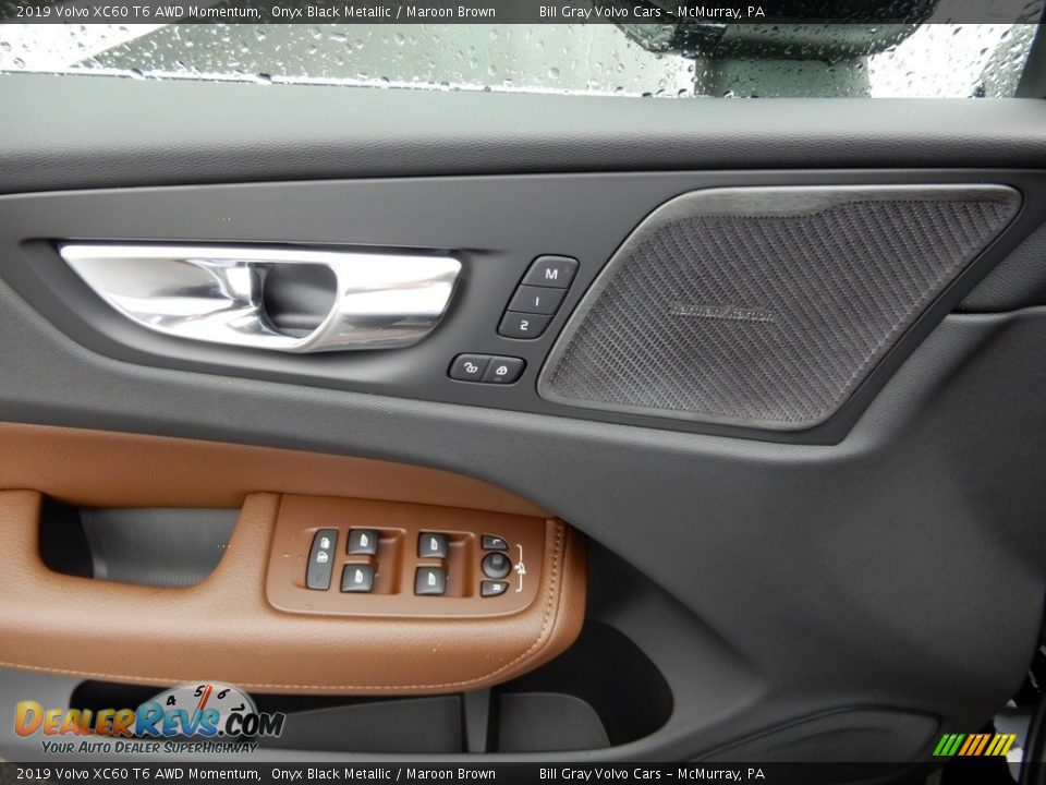 2019 Volvo XC60 T6 AWD Momentum Onyx Black Metallic / Maroon Brown Photo #10