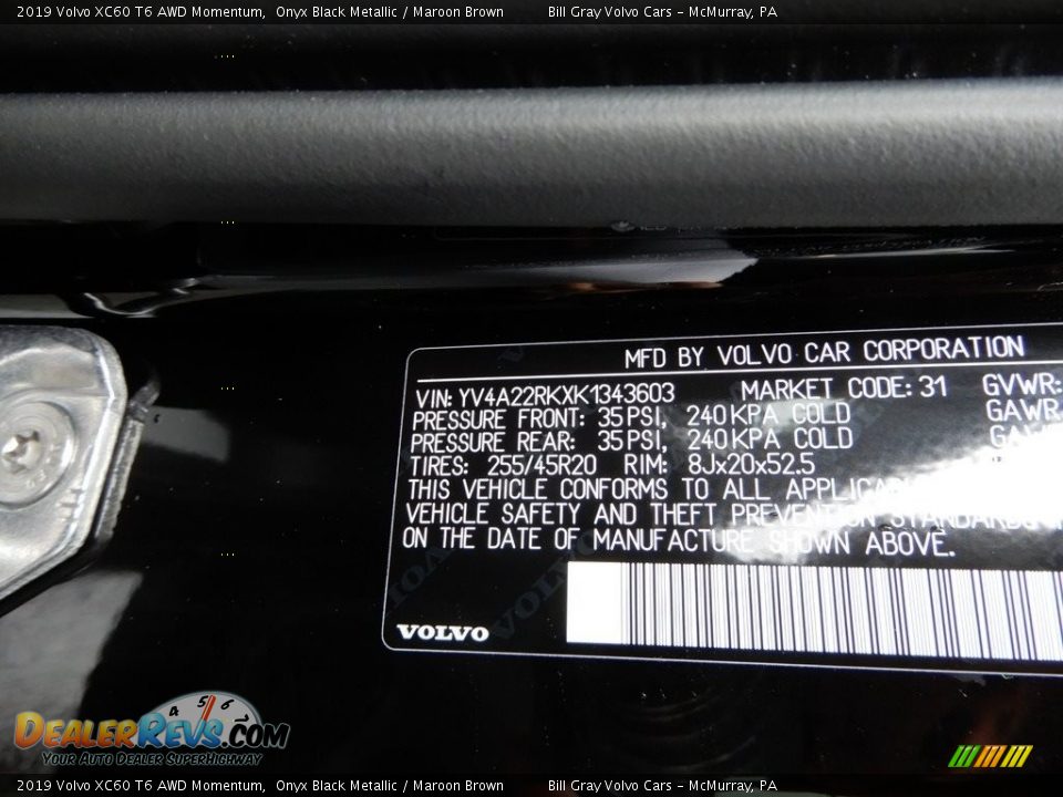2019 Volvo XC60 T6 AWD Momentum Onyx Black Metallic / Maroon Brown Photo #11