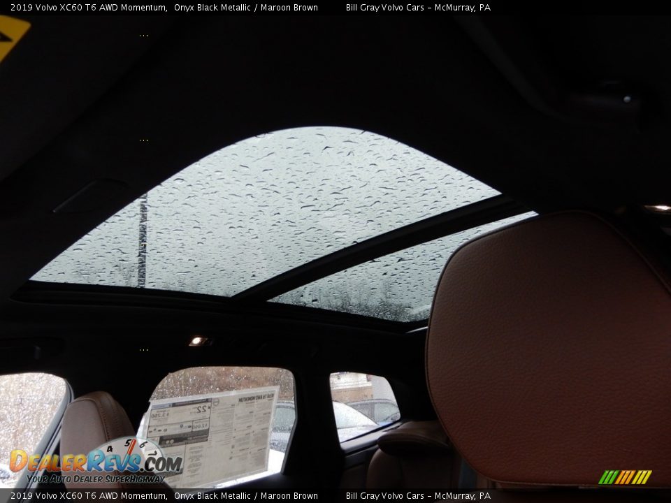 2019 Volvo XC60 T6 AWD Momentum Onyx Black Metallic / Maroon Brown Photo #12