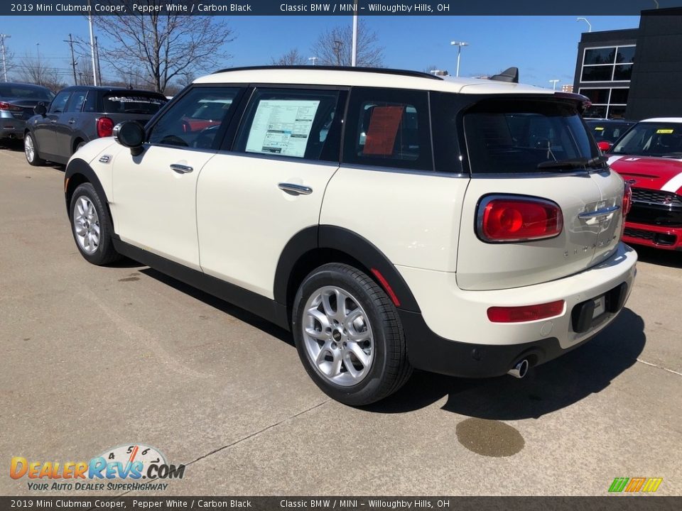 2019 Mini Clubman Cooper Pepper White / Carbon Black Photo #3