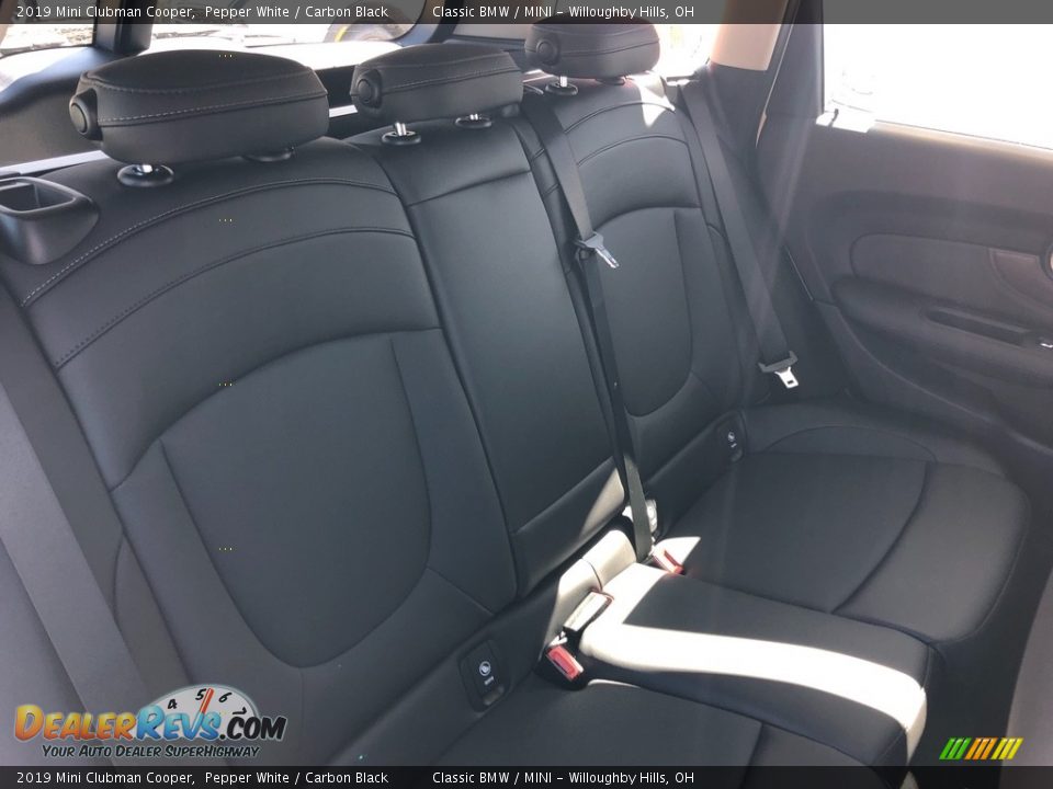 2019 Mini Clubman Cooper Pepper White / Carbon Black Photo #8