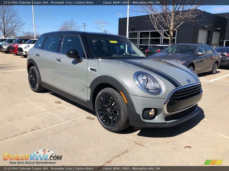 2019 Mini Clubman Cooper All4 Moonwalk Grey / Carbon Black Photo #1