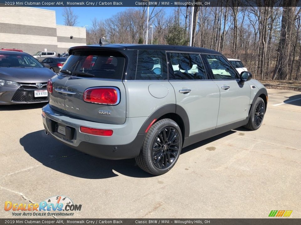 2019 Mini Clubman Cooper All4 Moonwalk Grey / Carbon Black Photo #2