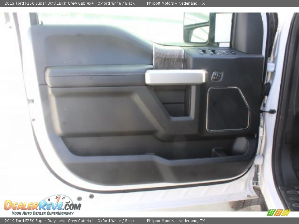 2019 Ford F250 Super Duty Lariat Crew Cab 4x4 Oxford White / Black Photo #9