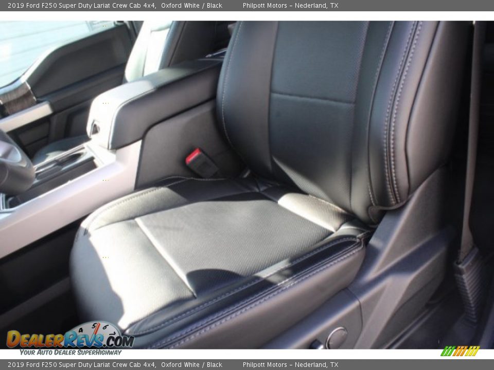 2019 Ford F250 Super Duty Lariat Crew Cab 4x4 Oxford White / Black Photo #10