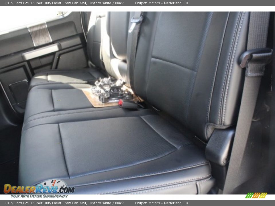 2019 Ford F250 Super Duty Lariat Crew Cab 4x4 Oxford White / Black Photo #18
