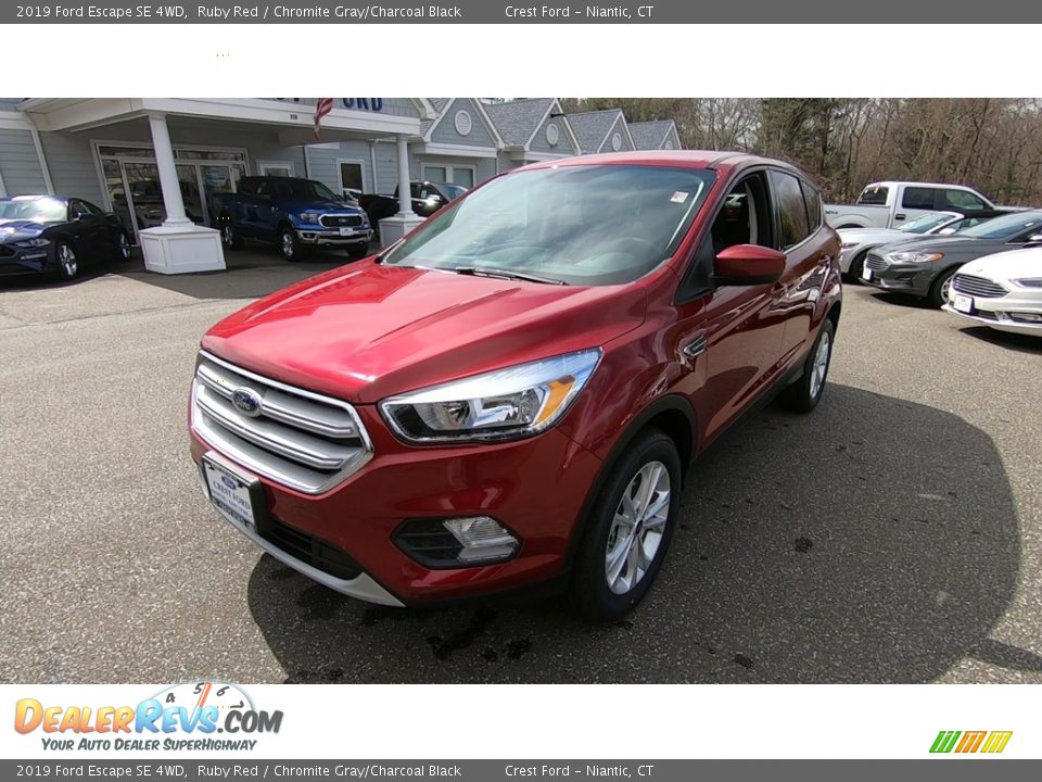 2019 Ford Escape SE 4WD Ruby Red / Chromite Gray/Charcoal Black Photo #3