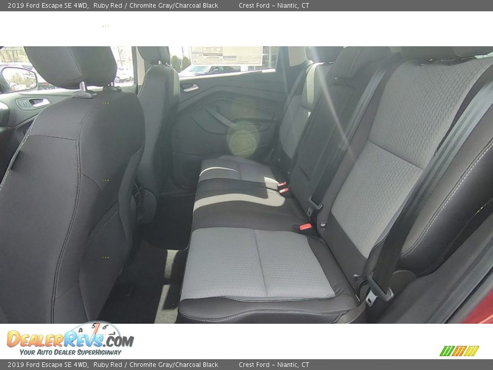 2019 Ford Escape SE 4WD Ruby Red / Chromite Gray/Charcoal Black Photo #18