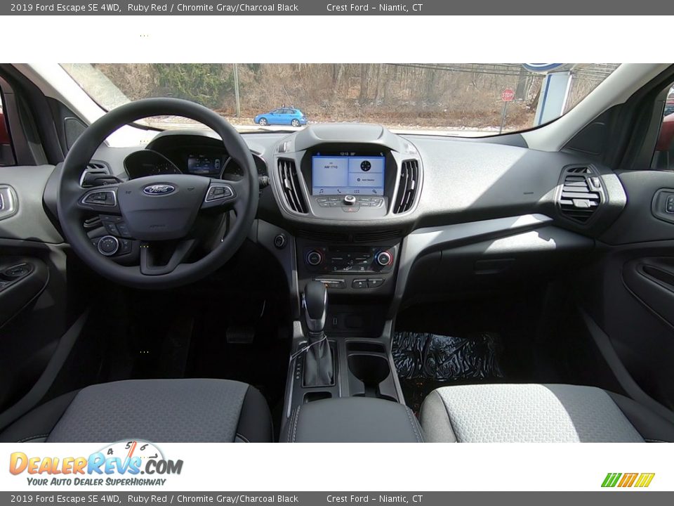 2019 Ford Escape SE 4WD Ruby Red / Chromite Gray/Charcoal Black Photo #19