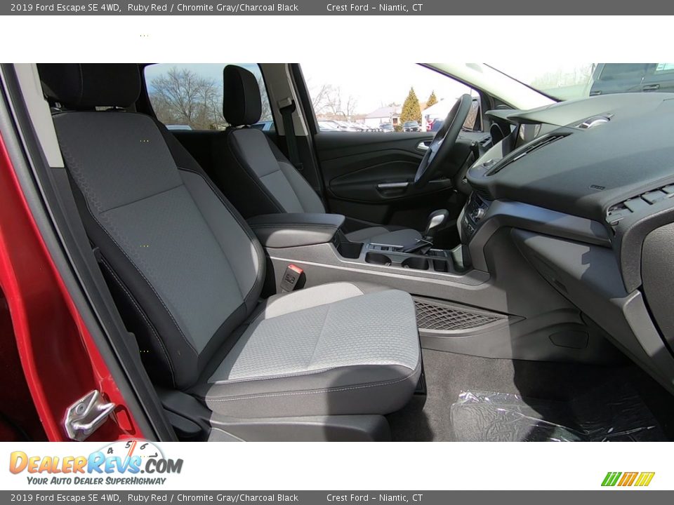 2019 Ford Escape SE 4WD Ruby Red / Chromite Gray/Charcoal Black Photo #24