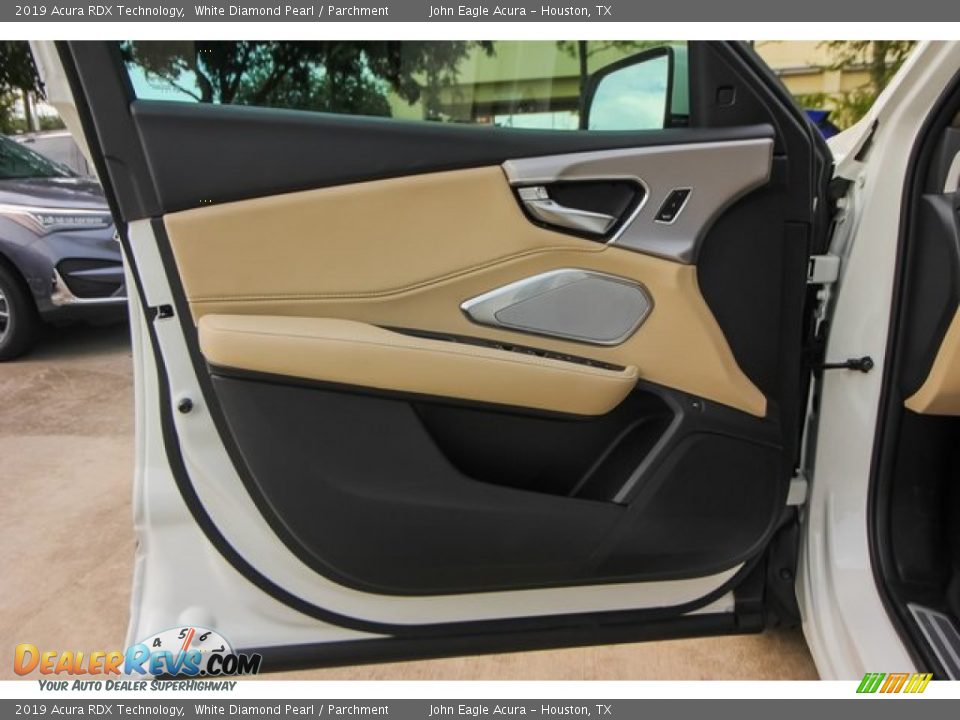 2019 Acura RDX Technology White Diamond Pearl / Parchment Photo #15