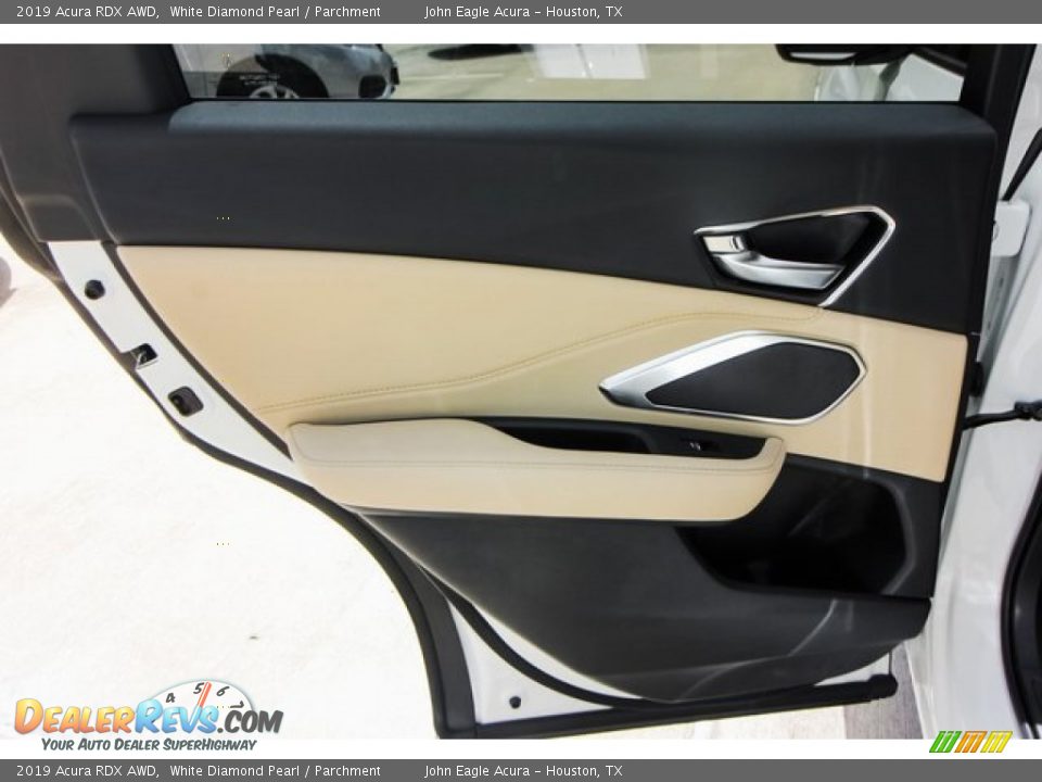 2019 Acura RDX AWD White Diamond Pearl / Parchment Photo #17