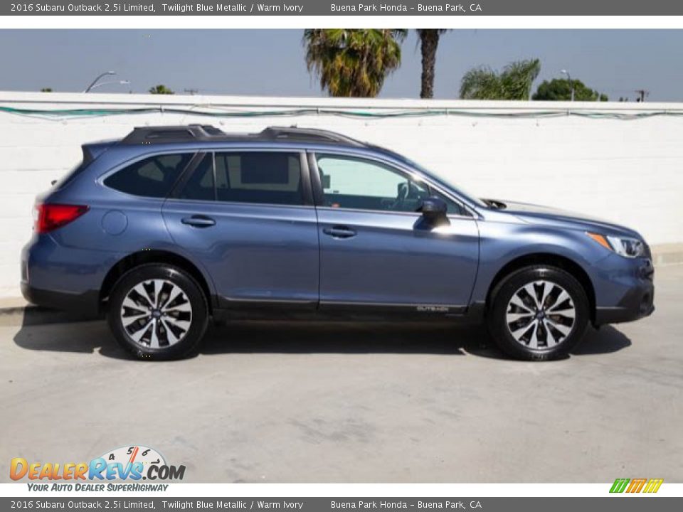 2016 Subaru Outback 2.5i Limited Twilight Blue Metallic / Warm Ivory Photo #12