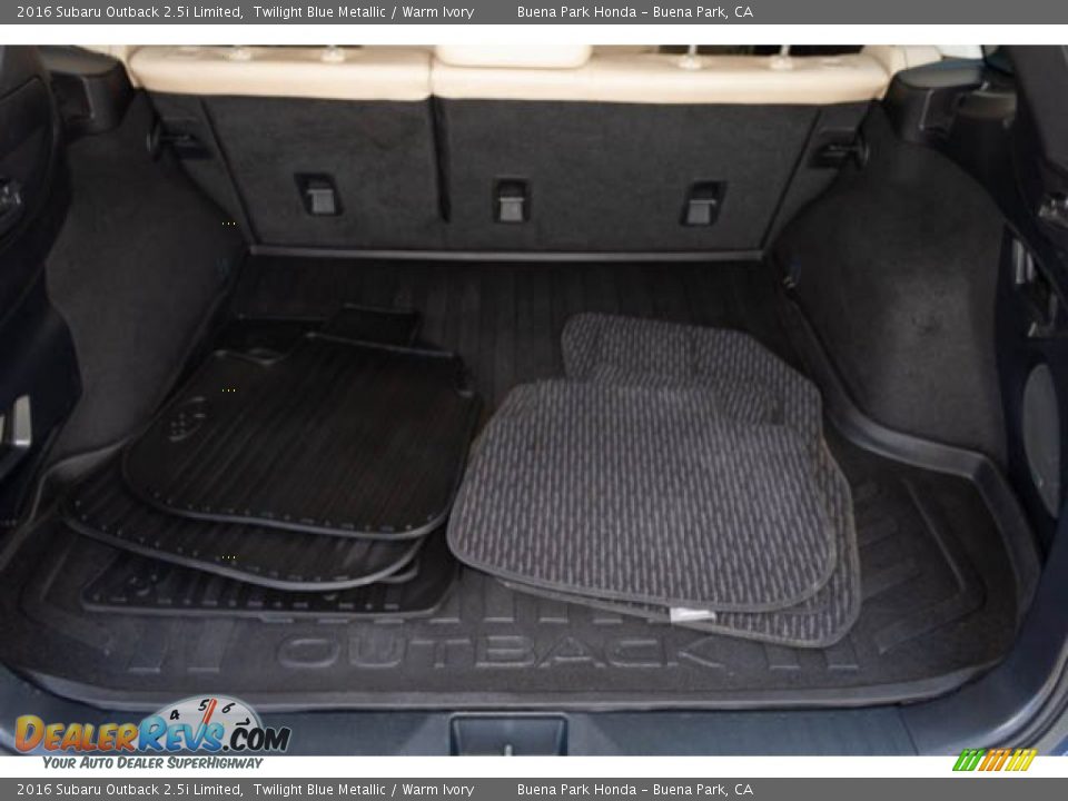 2016 Subaru Outback 2.5i Limited Twilight Blue Metallic / Warm Ivory Photo #18