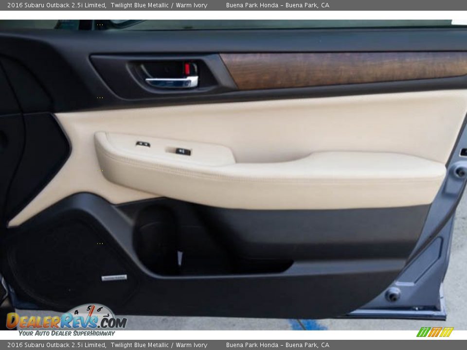 2016 Subaru Outback 2.5i Limited Twilight Blue Metallic / Warm Ivory Photo #31