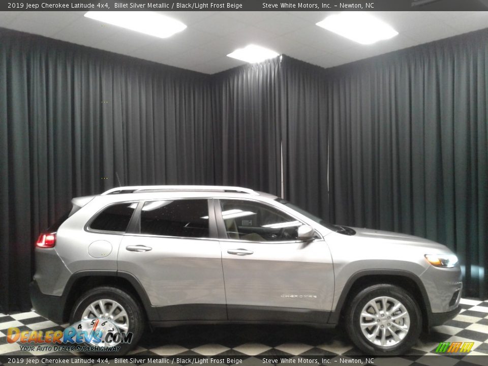 2019 Jeep Cherokee Latitude 4x4 Billet Silver Metallic / Black/Light Frost Beige Photo #5