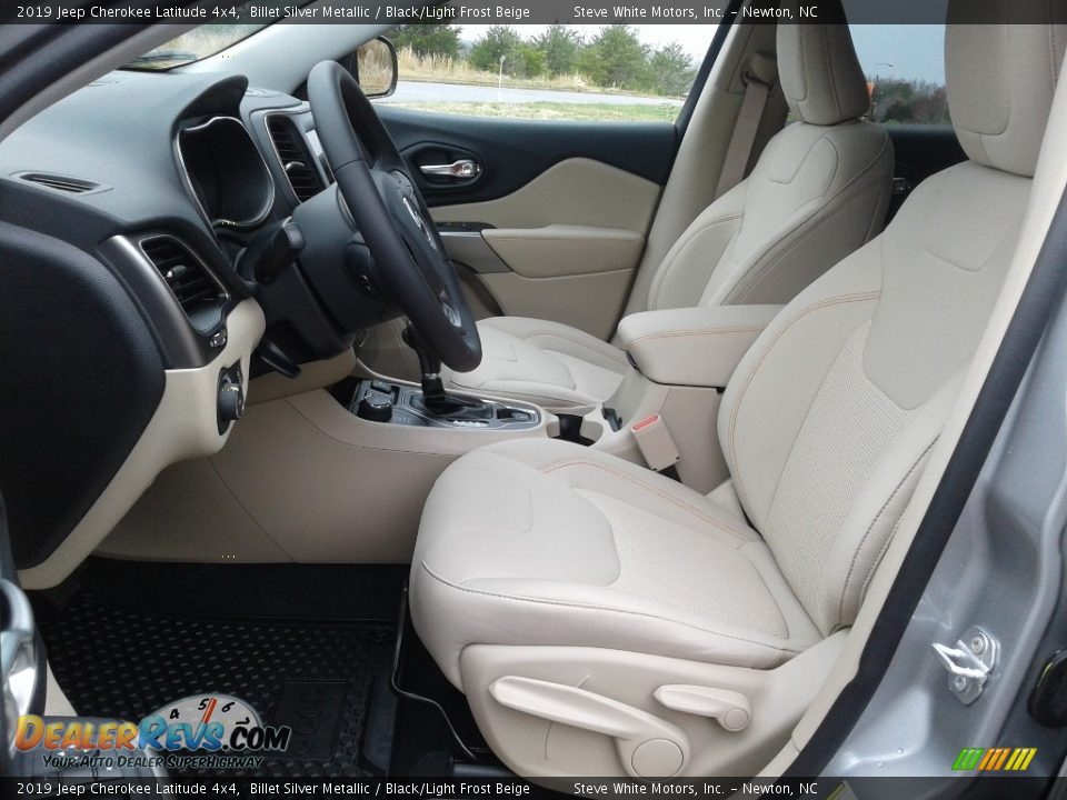 2019 Jeep Cherokee Latitude 4x4 Billet Silver Metallic / Black/Light Frost Beige Photo #10