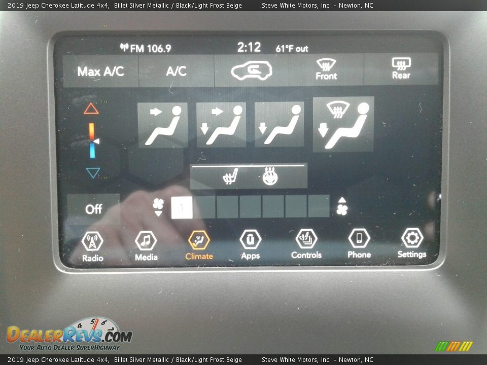2019 Jeep Cherokee Latitude 4x4 Billet Silver Metallic / Black/Light Frost Beige Photo #22
