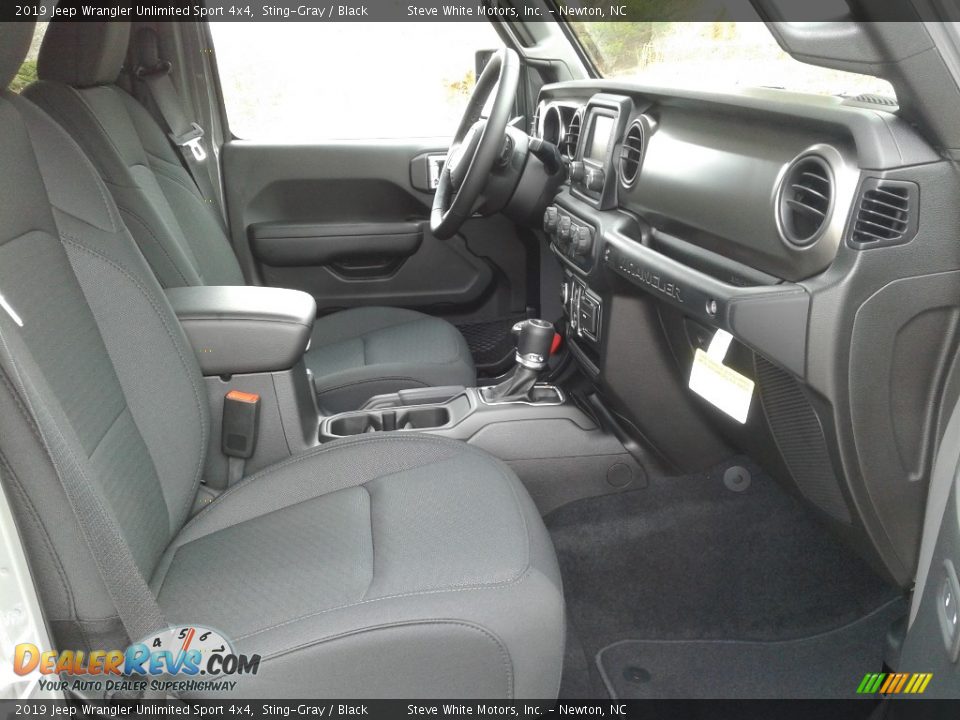 2019 Jeep Wrangler Unlimited Sport 4x4 Sting-Gray / Black Photo #14