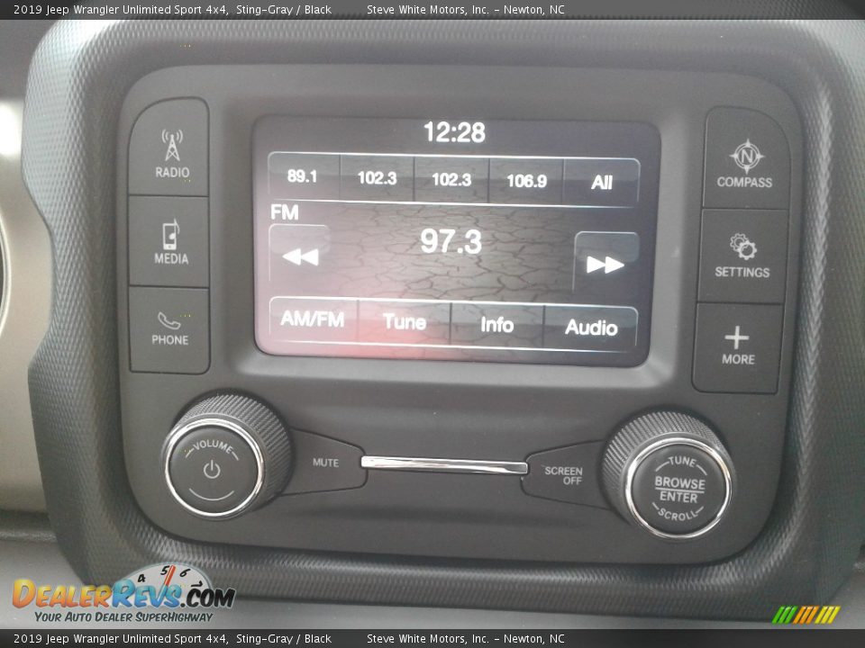 2019 Jeep Wrangler Unlimited Sport 4x4 Sting-Gray / Black Photo #20