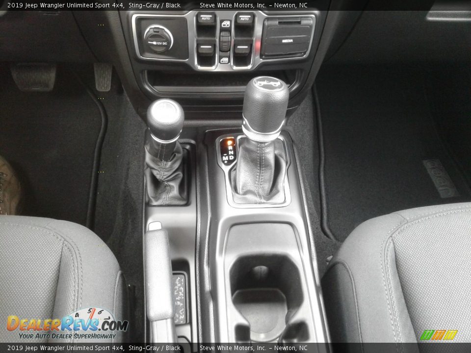 2019 Jeep Wrangler Unlimited Sport 4x4 Sting-Gray / Black Photo #23