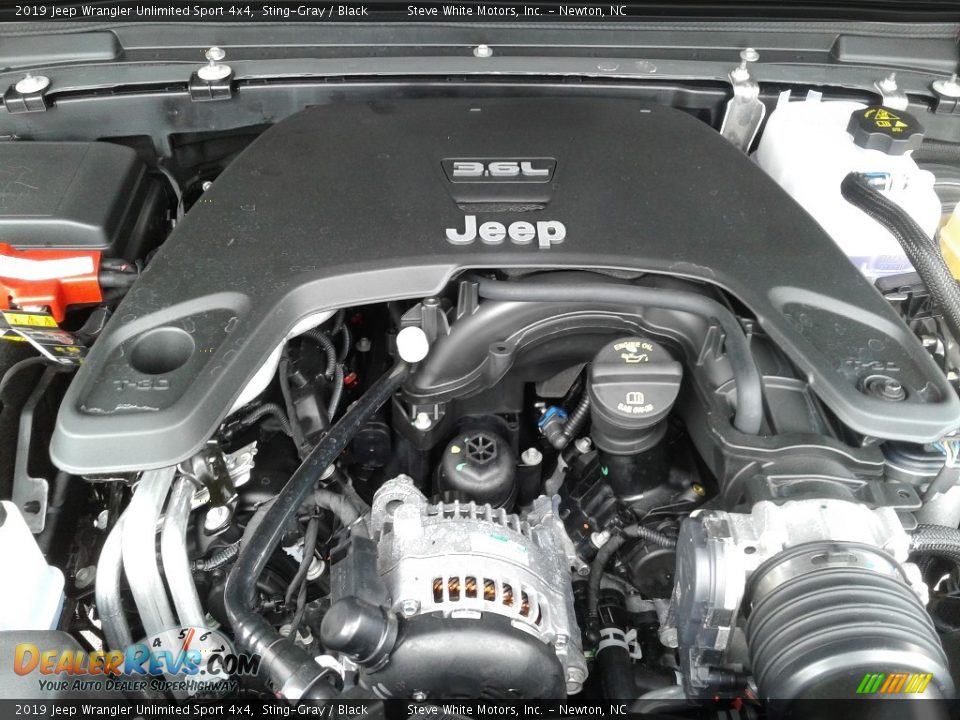 2019 Jeep Wrangler Unlimited Sport 4x4 Sting-Gray / Black Photo #26