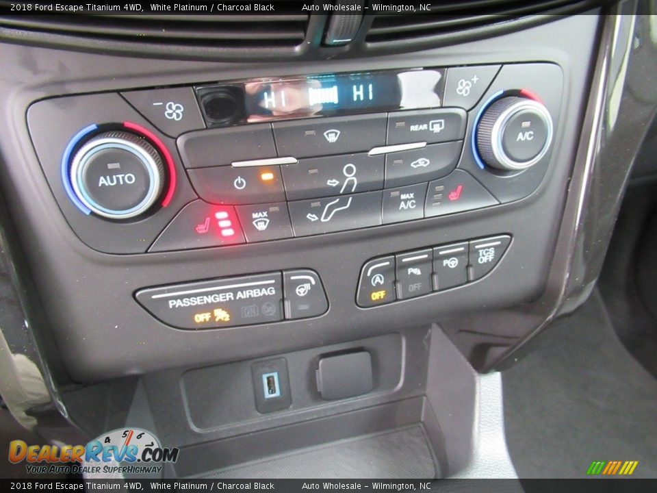 2018 Ford Escape Titanium 4WD White Platinum / Charcoal Black Photo #17