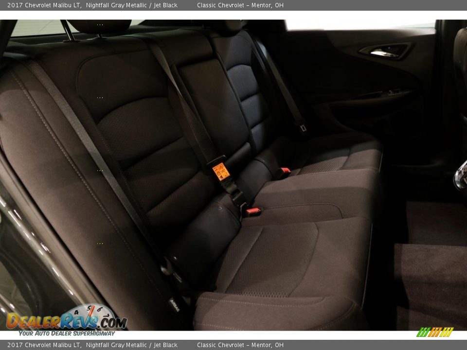 2017 Chevrolet Malibu LT Nightfall Gray Metallic / Jet Black Photo #16