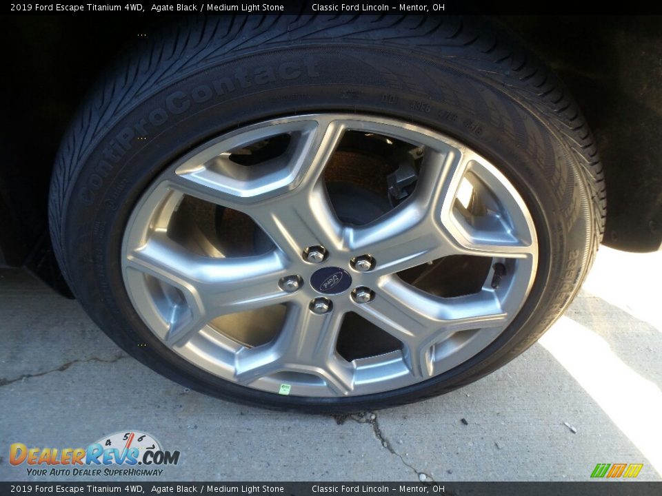2019 Ford Escape Titanium 4WD Agate Black / Medium Light Stone Photo #3