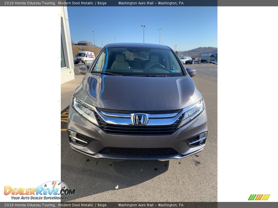 2019 Honda Odyssey Touring Modern Steel Metallic / Beige Photo #3