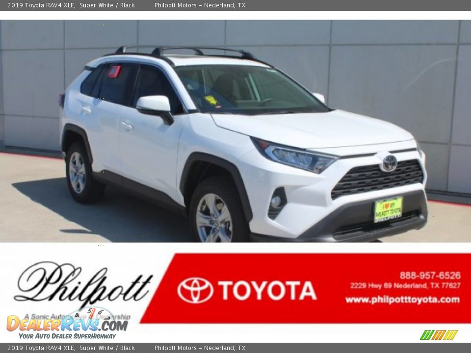 2019 Toyota RAV4 XLE Super White / Black Photo #1