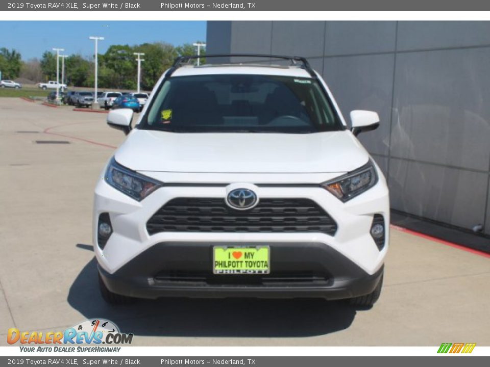 2019 Toyota RAV4 XLE Super White / Black Photo #3