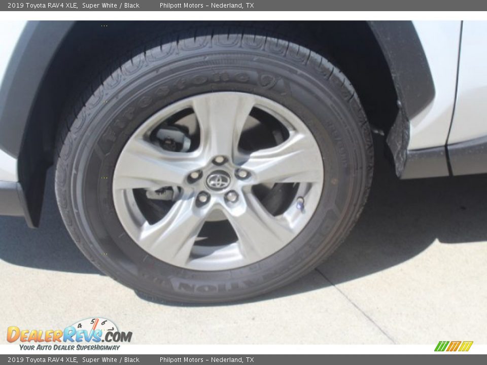 2019 Toyota RAV4 XLE Super White / Black Photo #5