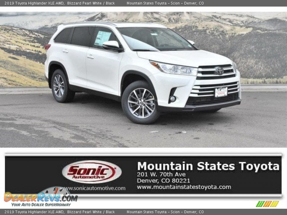 2019 Toyota Highlander XLE AWD Blizzard Pearl White / Black Photo #1
