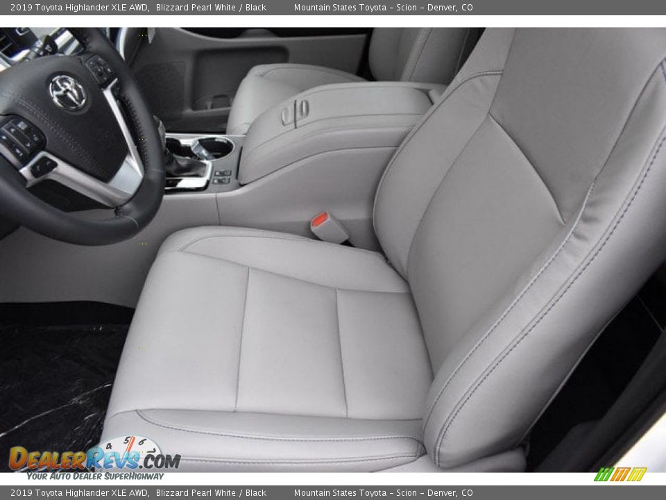 2019 Toyota Highlander XLE AWD Blizzard Pearl White / Black Photo #6