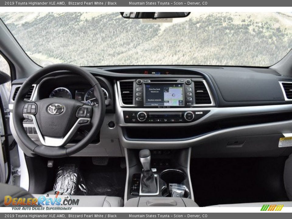 2019 Toyota Highlander XLE AWD Blizzard Pearl White / Black Photo #7