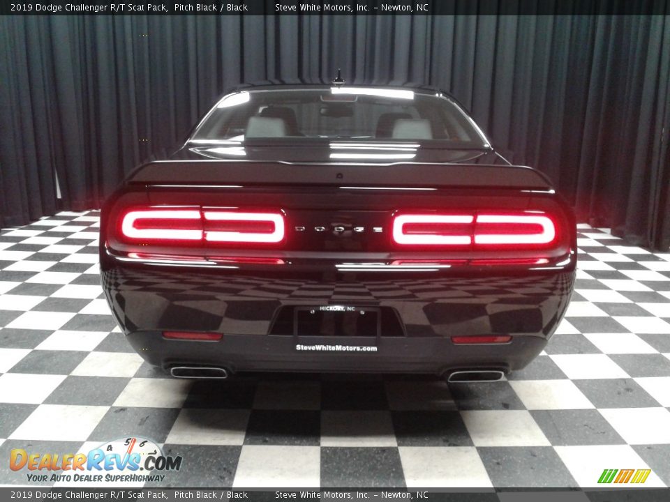 2019 Dodge Challenger R/T Scat Pack Pitch Black / Black Photo #7